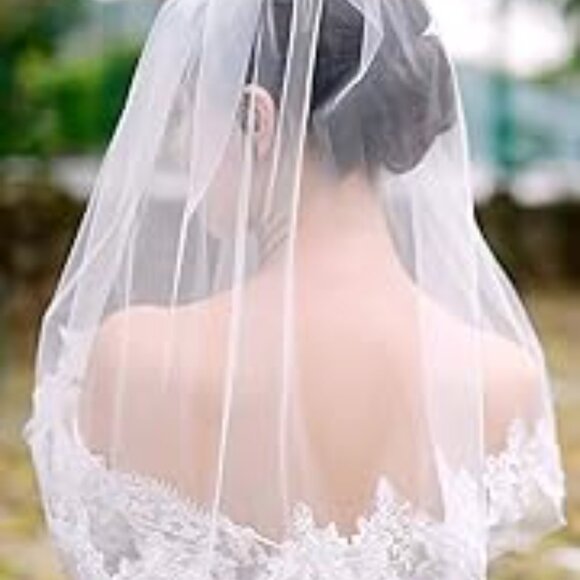 Shoulder Length Veil with Comb New White Lace Tulle Wedding - Picture 1 of 4